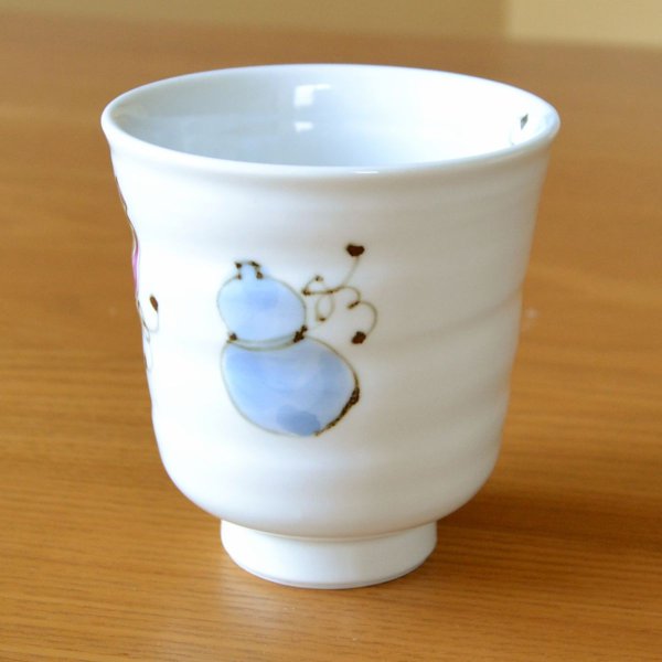 画像4: 還暦祝い 無病息災を願った縁起物ギフト 有田焼 湯呑み 花六瓢 青 メッセージカード付き・還暦のし付き 木箱入り (4)