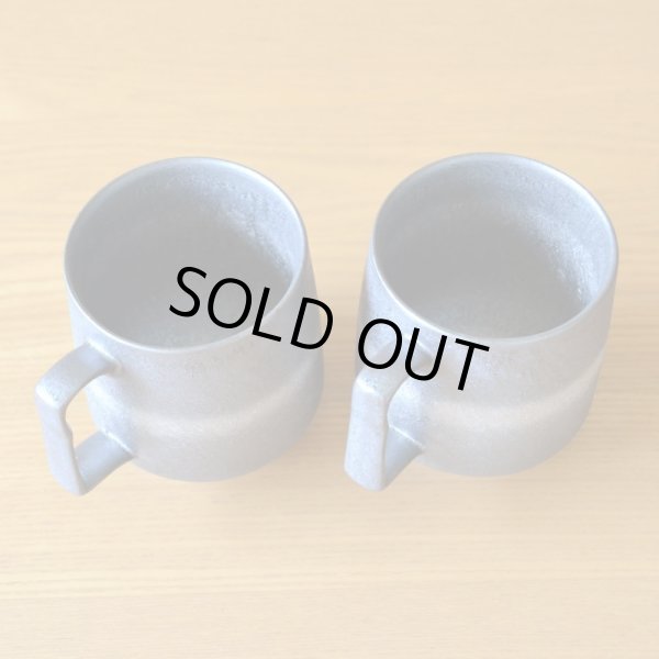 画像4: 銀婚式 プレゼント 有田焼 マグカップ ペアー 銀河 のし・メッセージカード付き 木箱入り (4)