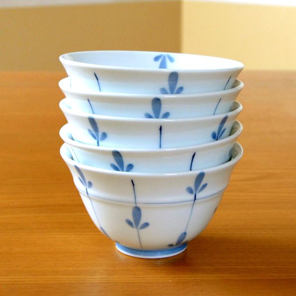 画像3: 開店祝い 開業祝い 湯呑みセット 来客用 有田焼 芽生 反煎茶碗 5客セット 御祝い熨斗付き 化粧箱入り (3)