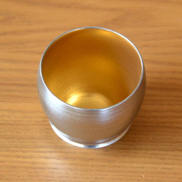 画像4: 退職祝い ぐいのみ おちょこ 陶器 日本酒用 おしゃれ 有田焼 銀閣 丸型 感謝を込めた木箱入りギフト (4)