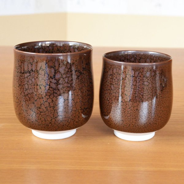 画像3: 退職祝い プレゼント 夫婦湯呑み ペアー 感謝を込めた木箱入りギフト 有田焼 油滴天目 夫婦ゆのみ (3)