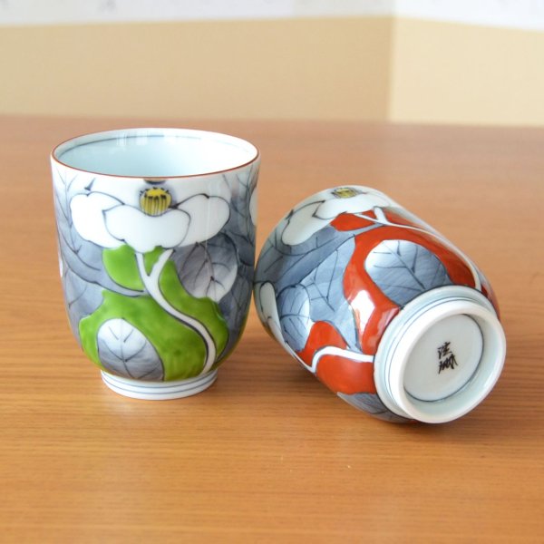 画像6: お礼の品 ギフト プレゼント 退職 栄転 転勤 卒業 感謝をこめて カード付き 夫婦湯呑み ペア 湯飲み 有田焼 優花 ギフト箱入り (6)