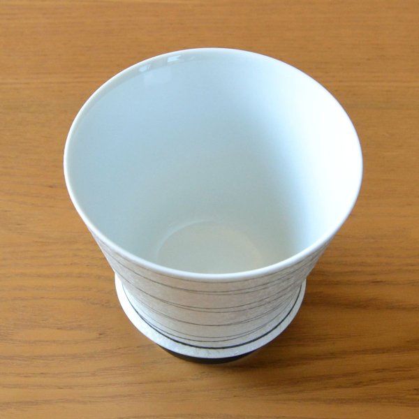 画像4: 初任給 プレゼント 感謝を込めた木箱入りギフト 両親 おじいちゃん おばあちゃん 焼酎グラス 有田焼 寿(ことぶき)黒 贈答用 (4)