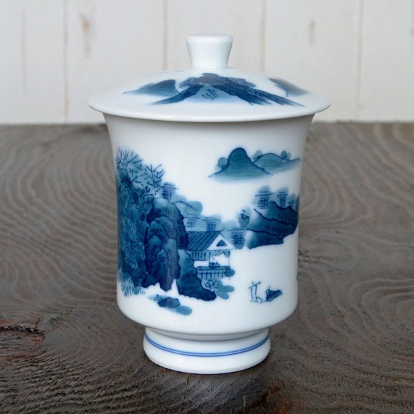 画像3: 初任給 プレゼント 感謝を込めた木箱入りギフト 両親 おじいちゃん おばあちゃん 湯呑み 有田焼 鍋島内外山水 蓋付き湯呑み大 (3)