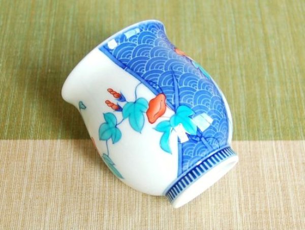 画像3: 【名入れ・名前入り】鍋島朝顔紋 湯呑(木箱入) (3)