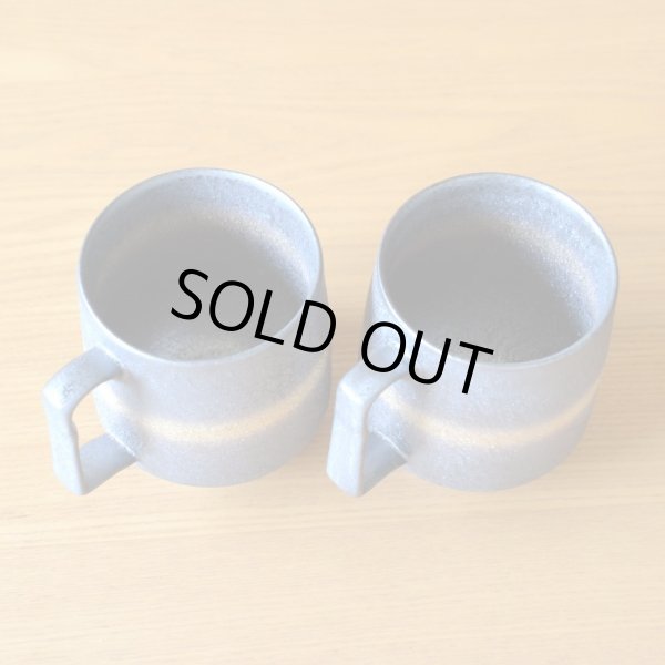 画像4: 金婚式 プレゼント 有田焼 マグカップ ペアー 金河 のし・メッセージカード付き 木箱入り (4)