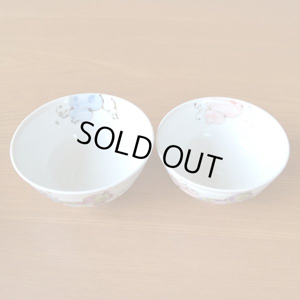 画像4: 名入れ 金婚式 プレゼント 無病息災を願った縁起物ギフト 有田焼 夫婦茶碗 飯碗 ペア 花六瓢 のし・メッセージカード付き 木箱入り (4)